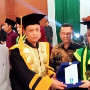 Wabup H.Bakhtiar Menghadiri UNISBA Gelar Wisuda S1 Angkatan Ke XXIV .