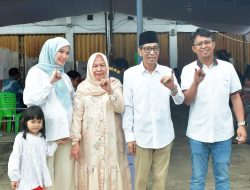 Wakil bupati Batang hari dan Istri memberikan hak pilih di TPS004 Kel Teratai